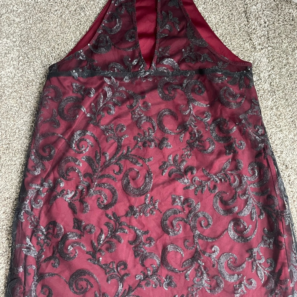 Altar’dState Woman’s Lined Sequenced dress In Sz L in gently used - Picture 6 of 7